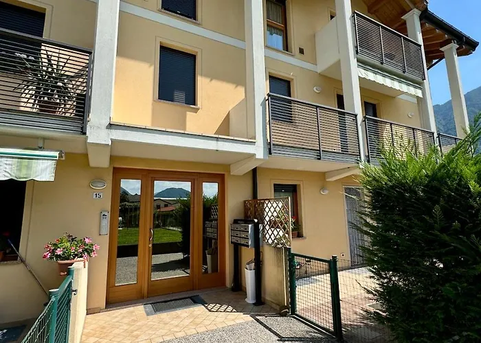 Ai Fol 6 - Stazione E Centro شقة